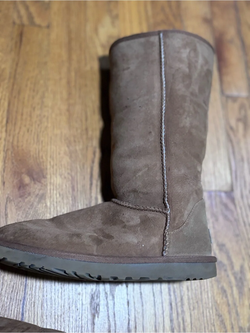 UGG Classic Tall Brown Suede Boots Women’s 9